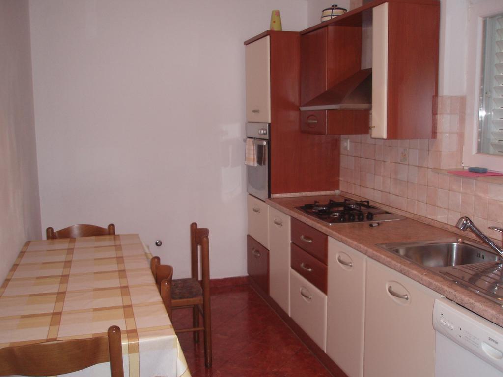 Apartment Karmen Dubrovnik Exterior photo